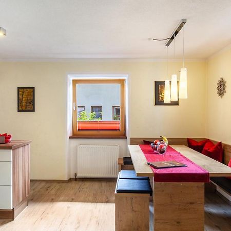 Ferienwohnung Galerie Kaiser Mayrhofen Luaran gambar