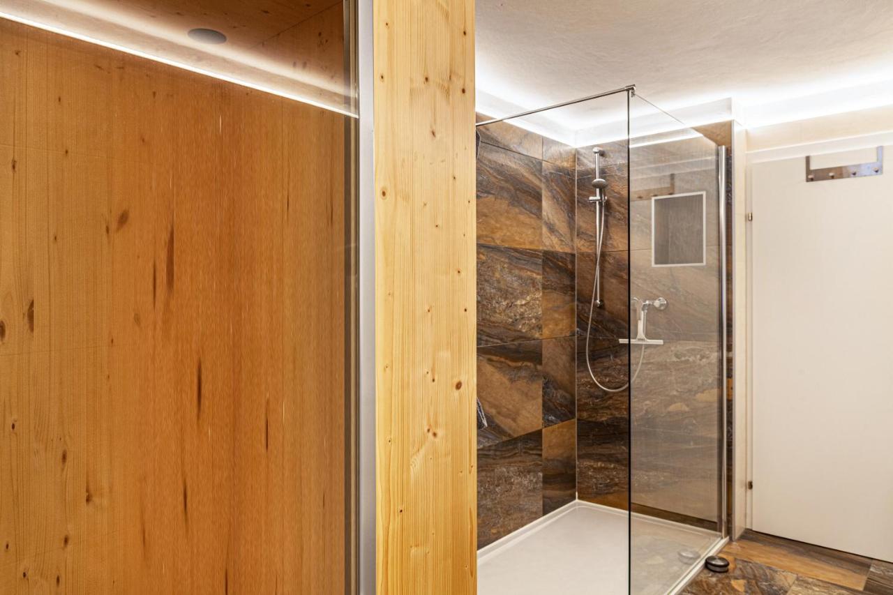Ferienwohnung Galerie Kaiser Mayrhofen Luaran gambar