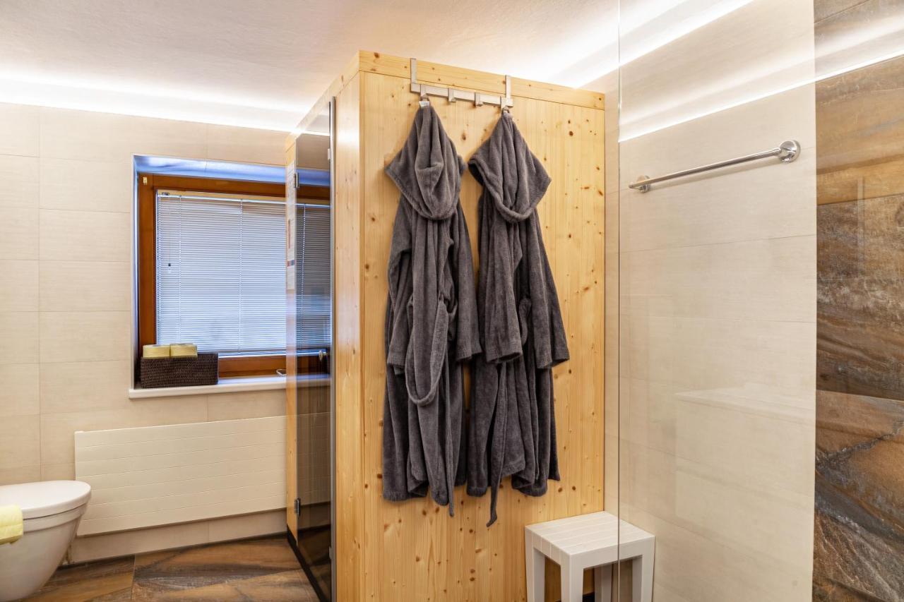 Ferienwohnung Galerie Kaiser Mayrhofen Luaran gambar