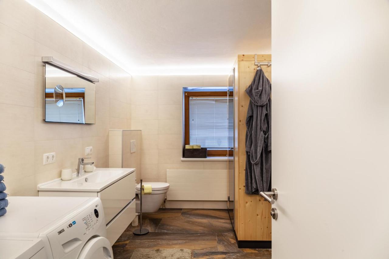 Ferienwohnung Galerie Kaiser Mayrhofen Luaran gambar